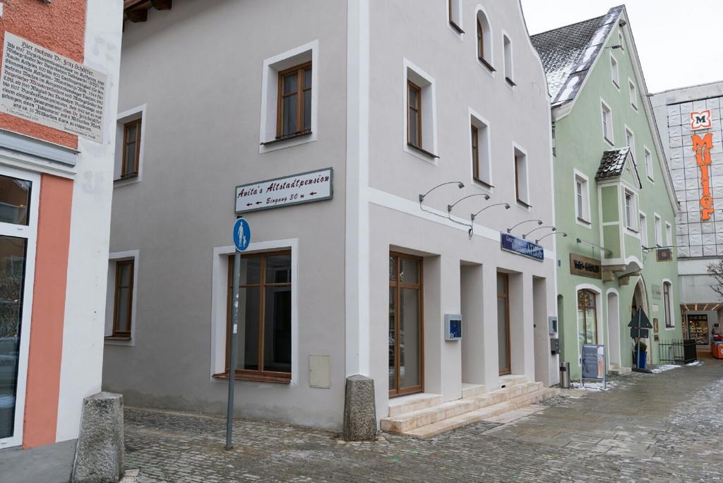 Anitas Altstadtpension Kelheim Buitenkant foto